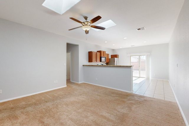 9832 Sacate Blanco Avenue SW, Albuquerque, NM 87121