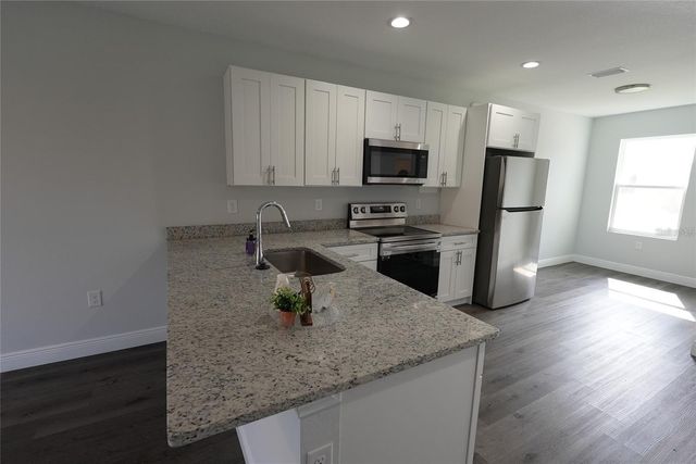 17196 BONNIE AVENUE, Port Charlotte, FL 33954
