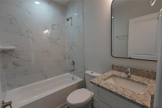 17196 BONNIE AVENUE, Port Charlotte, FL 33954