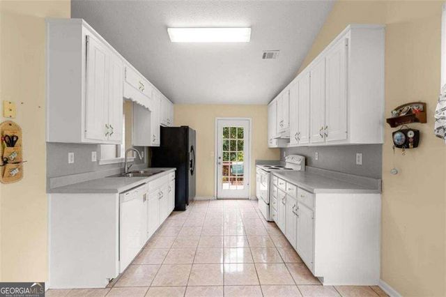 306 Crosswalk Drive, Auburn, GA 30011