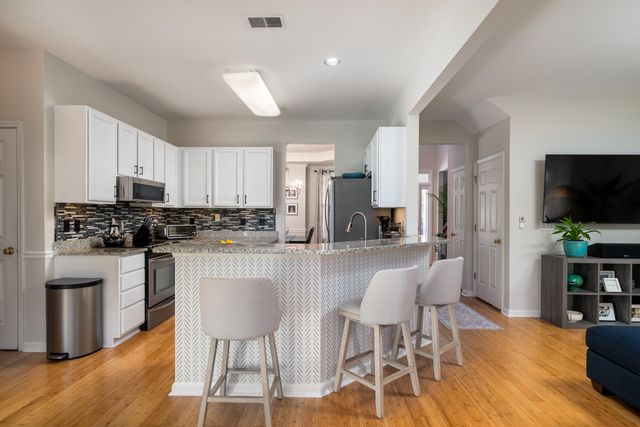 2876 Colonnade Drive, Mount Pleasant, SC 29466