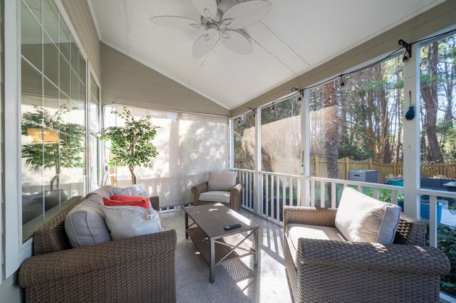 2876 Colonnade Drive, Mount Pleasant, SC 29466