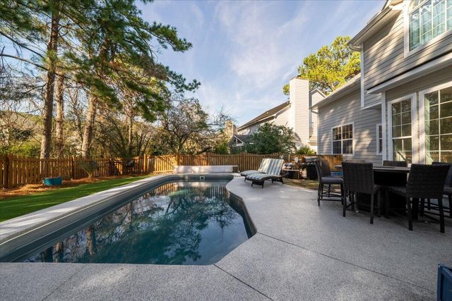 2876 Colonnade Drive, Mount Pleasant, SC 29466