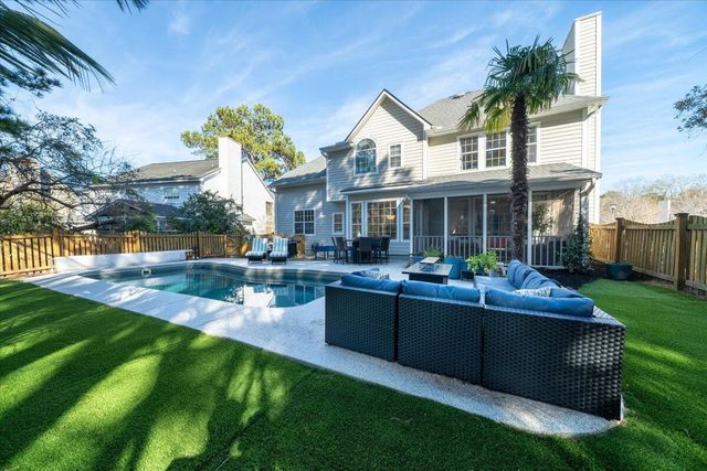 2876 Colonnade Drive, Mount Pleasant, SC 29466