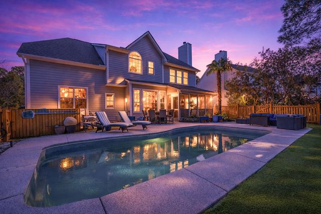 2876 Colonnade Drive, Mount Pleasant, SC 29466