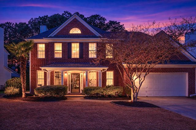 2876 Colonnade Drive, Mount Pleasant, SC 29466