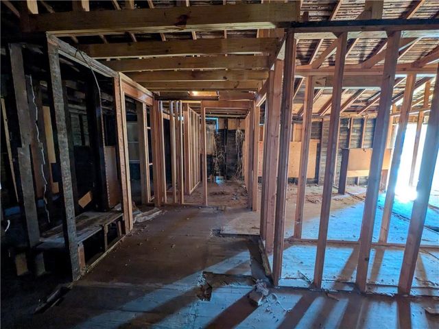 4231 Park Avenue, Kansas City, MO 64130