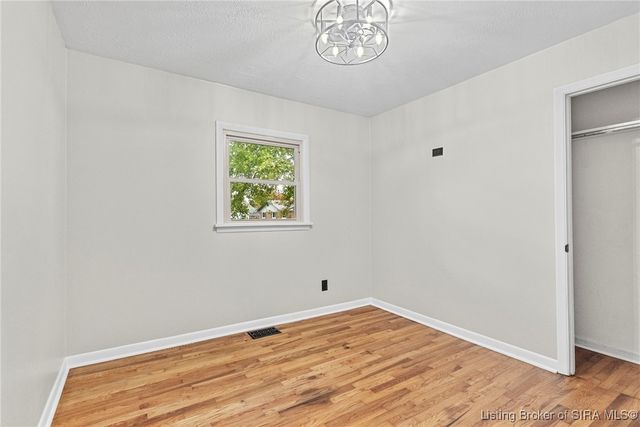 310 Crestwood Drive, Madison, IN 47250