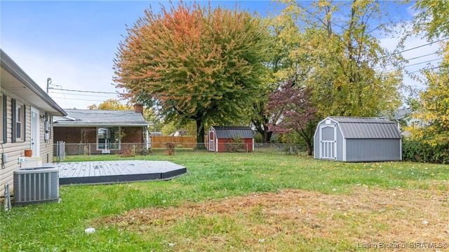 310 Crestwood Drive, Madison, IN 47250