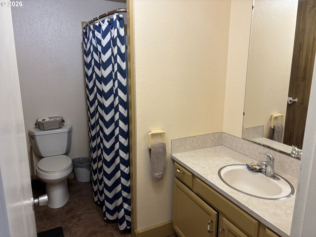 5405 VAL VIEW Dr, Turner, OR 97392