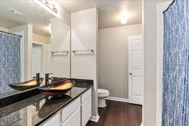 2320 Gracy Farms LN 414, Austin, TX 78758