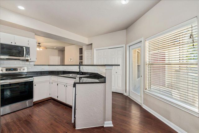 2320 Gracy Farms LN 414, Austin, TX 78758