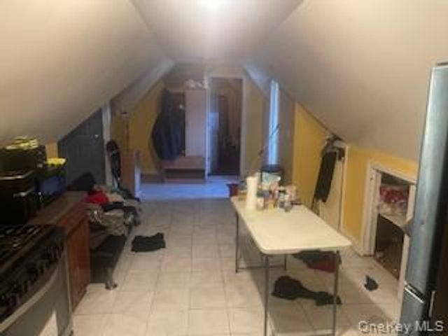 124 S 11th Avenue, Mount Vernon, NY 10550