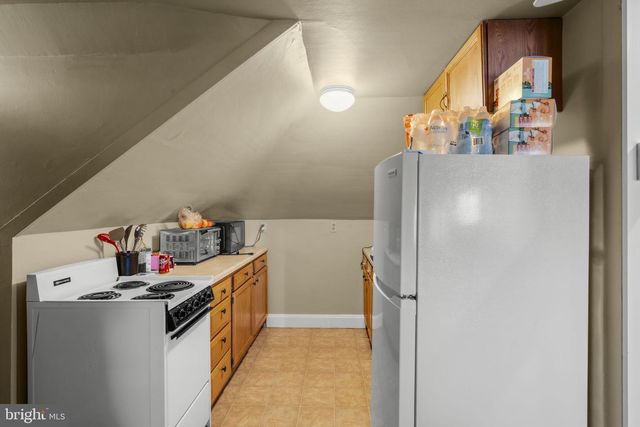238 E MAIN ST, Terre Hill, PA 17581