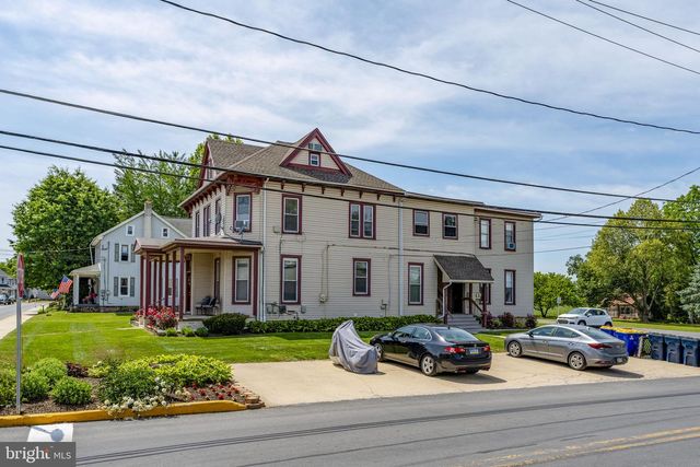 238 E MAIN ST, Terre Hill, PA 17581