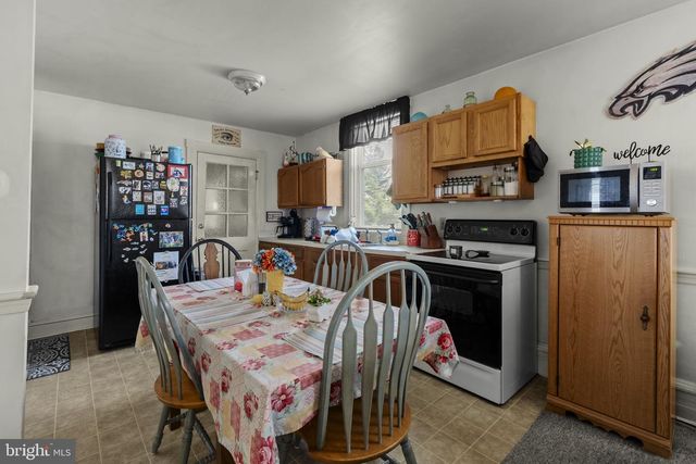238 E MAIN ST, Terre Hill, PA 17581