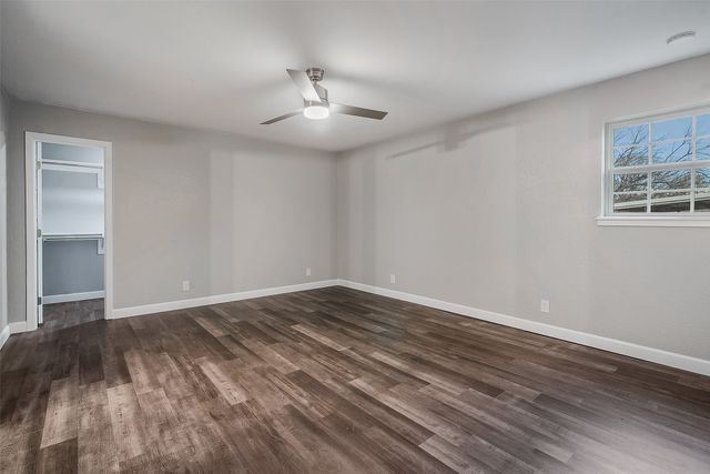 813 S Valentine Drive, Sherman, TX 75090