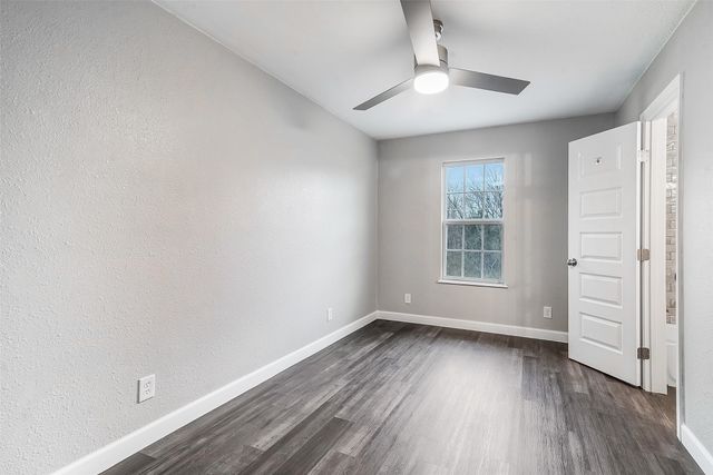 813 S Valentine Drive, Sherman, TX 75090