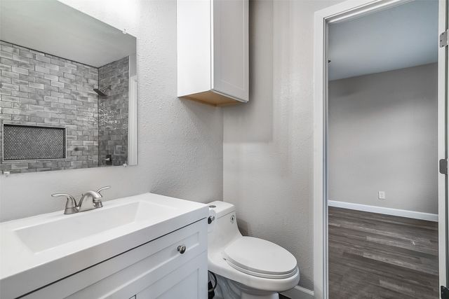 813 S Valentine Drive, Sherman, TX 75090