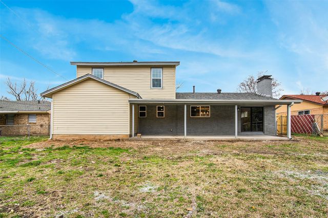 813 S Valentine Drive, Sherman, TX 75090