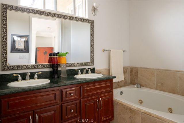 1905 Colby Avenue, Los Angeles, CA 90025