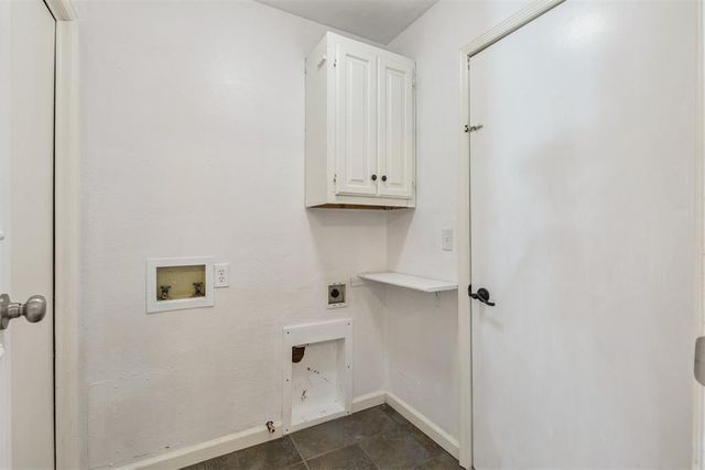 2332 Appleway Street, Edmond, OK 73013