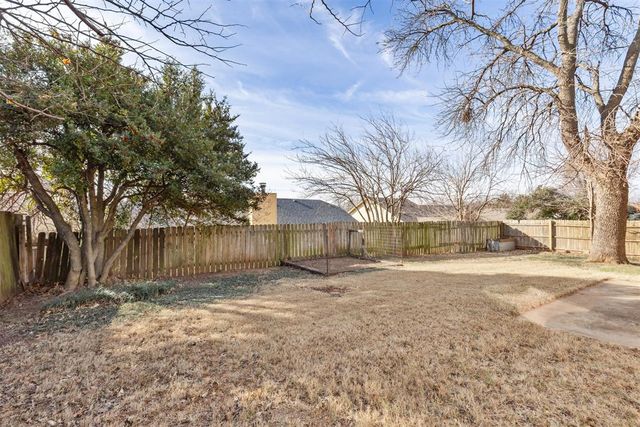2332 Appleway Street, Edmond, OK 73013