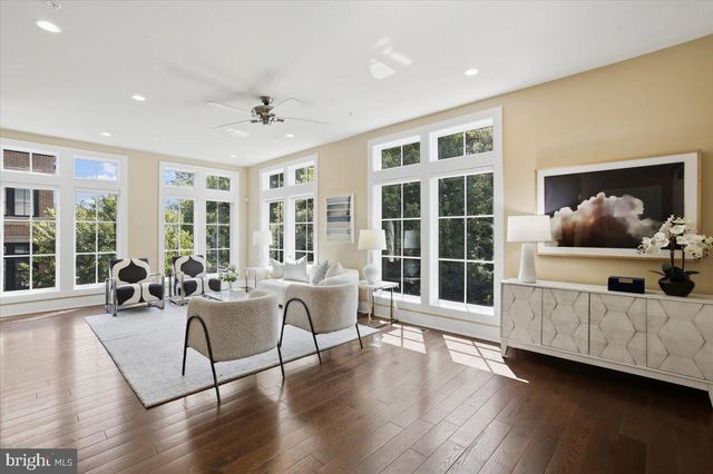 3675 CHEVY CHASE LAKE DR, Chevy Chase, MD 20815