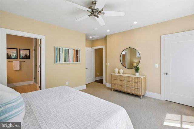 3675 CHEVY CHASE LAKE DR, Chevy Chase, MD 20815