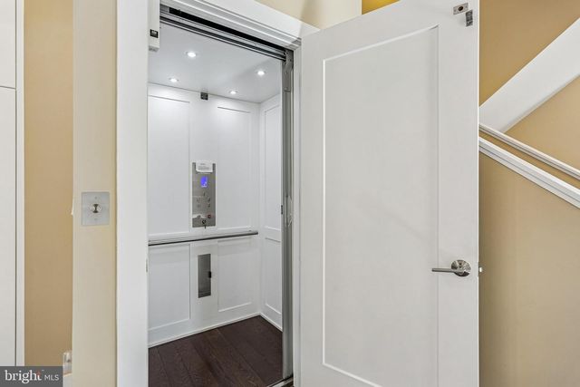 3675 CHEVY CHASE LAKE DR, Chevy Chase, MD 20815