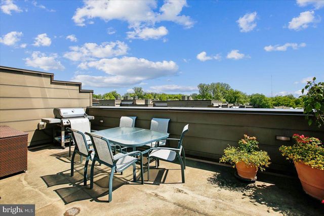 3675 CHEVY CHASE LAKE DR, Chevy Chase, MD 20815