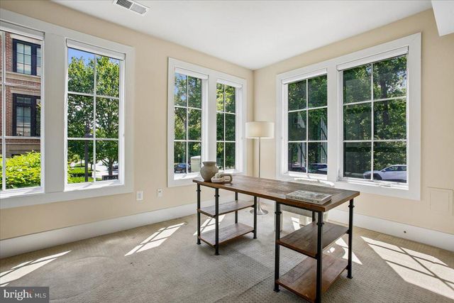 3675 CHEVY CHASE LAKE DR, Chevy Chase, MD 20815