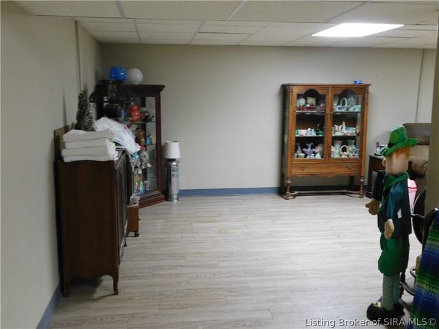907 Longfield Drive, Clarksville, IN 47129