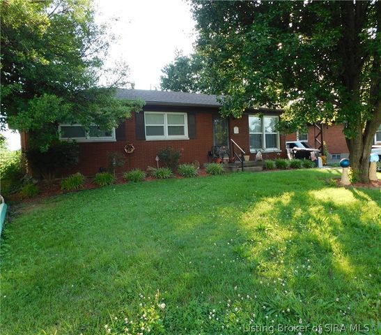 907 Longfield Drive, Clarksville, IN 47129