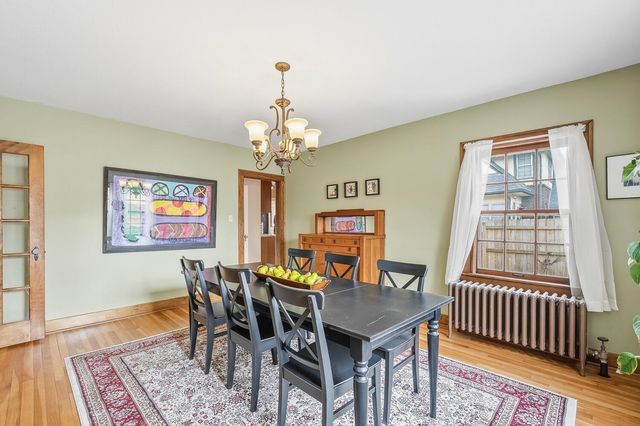 520 N Broadview St, Wichita, KS 67208