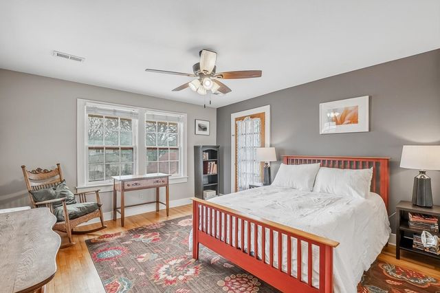 520 N Broadview St, Wichita, KS 67208