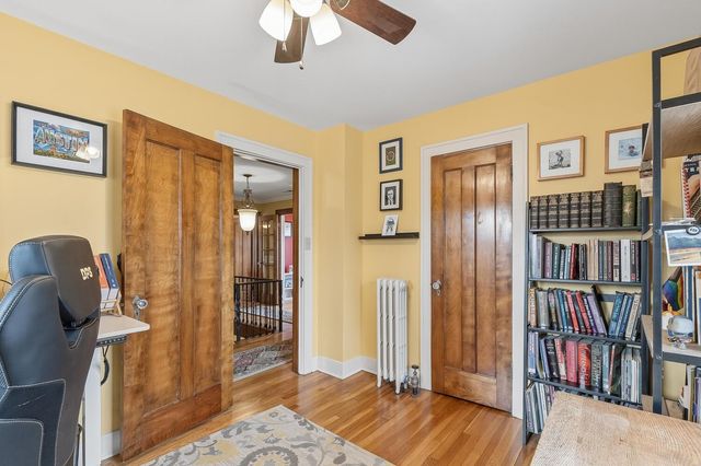 520 N Broadview St, Wichita, KS 67208