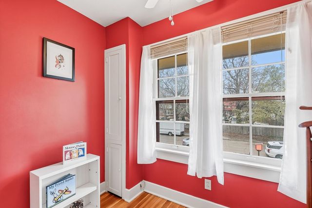 520 N Broadview St, Wichita, KS 67208