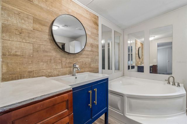 5010 EWELL ROAD, Lakeland, FL 33811