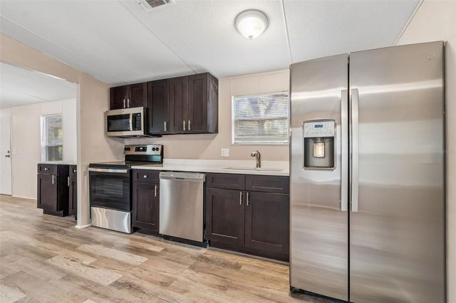 5010 EWELL ROAD, Lakeland, FL 33811