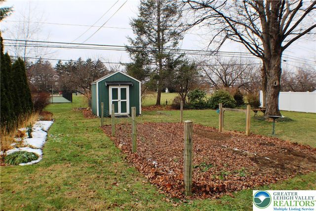 1925 Troxell Street, Hanover Twp, PA 18109