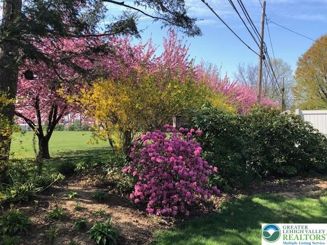 1925 Troxell Street, Hanover Twp, PA 18109