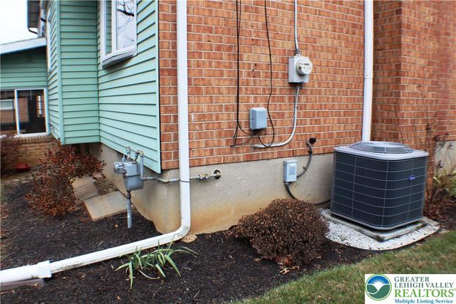 1925 Troxell Street, Hanover Twp, PA 18109