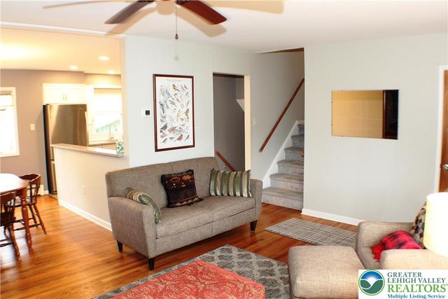 1925 Troxell Street, Hanover Twp, PA 18109