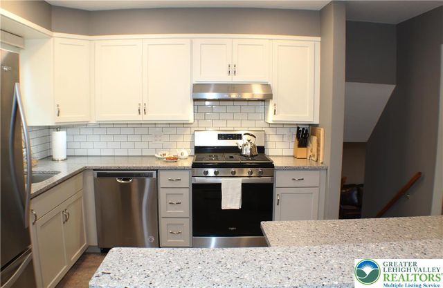 1925 Troxell Street, Hanover Twp, PA 18109