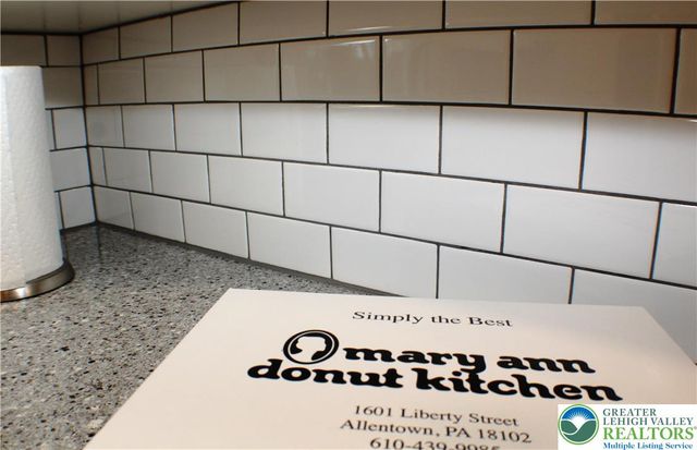 1925 Troxell Street, Hanover Twp, PA 18109