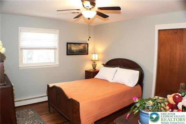 1925 Troxell Street, Hanover Twp, PA 18109