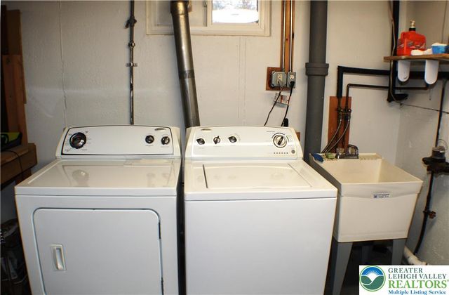 1925 Troxell Street, Hanover Twp, PA 18109