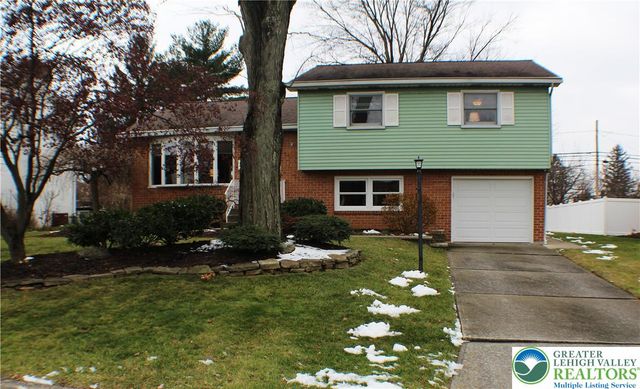 1925 Troxell Street, Hanover Twp, PA 18109