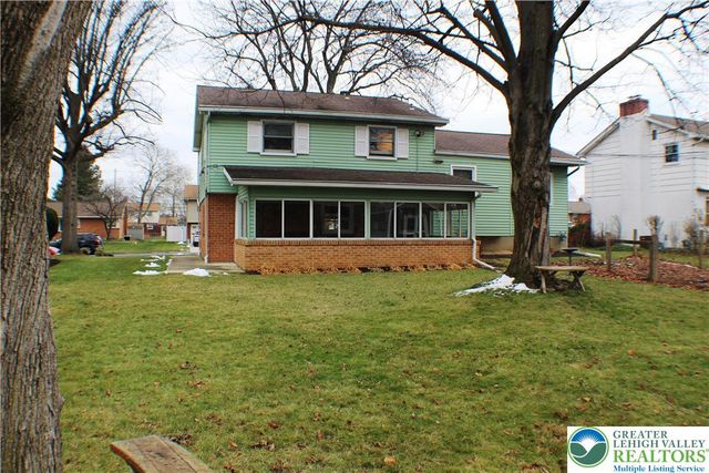 1925 Troxell Street, Hanover Twp, PA 18109